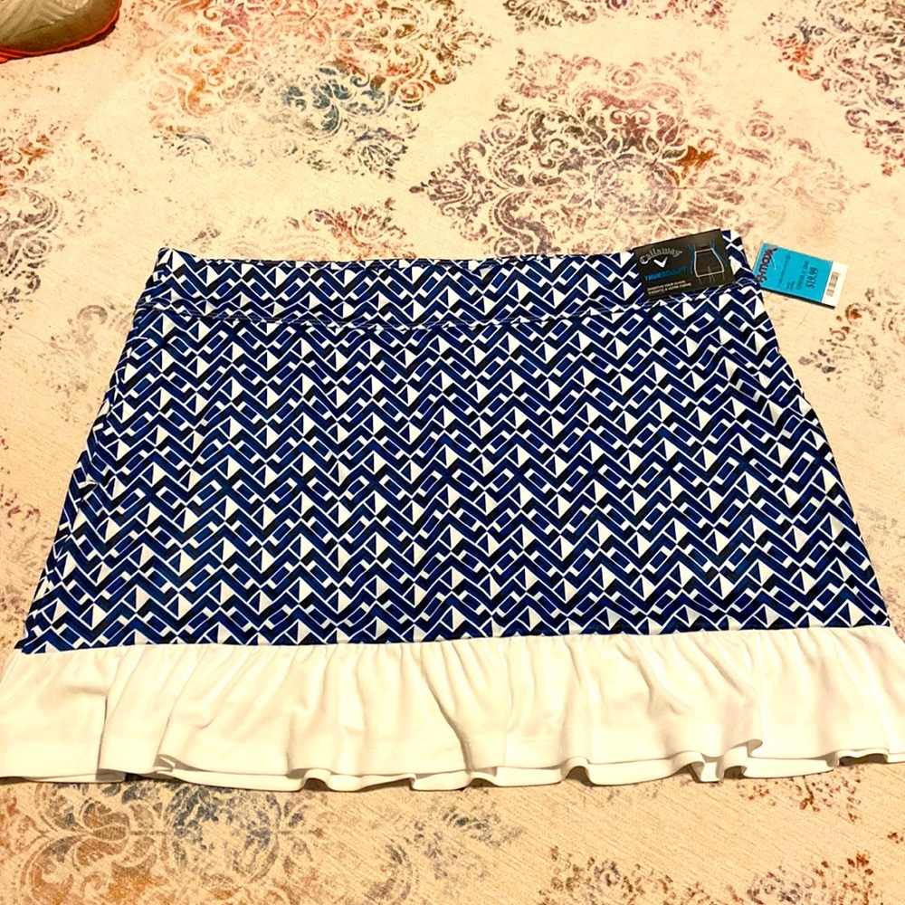 Womens golf skort. Size XL.